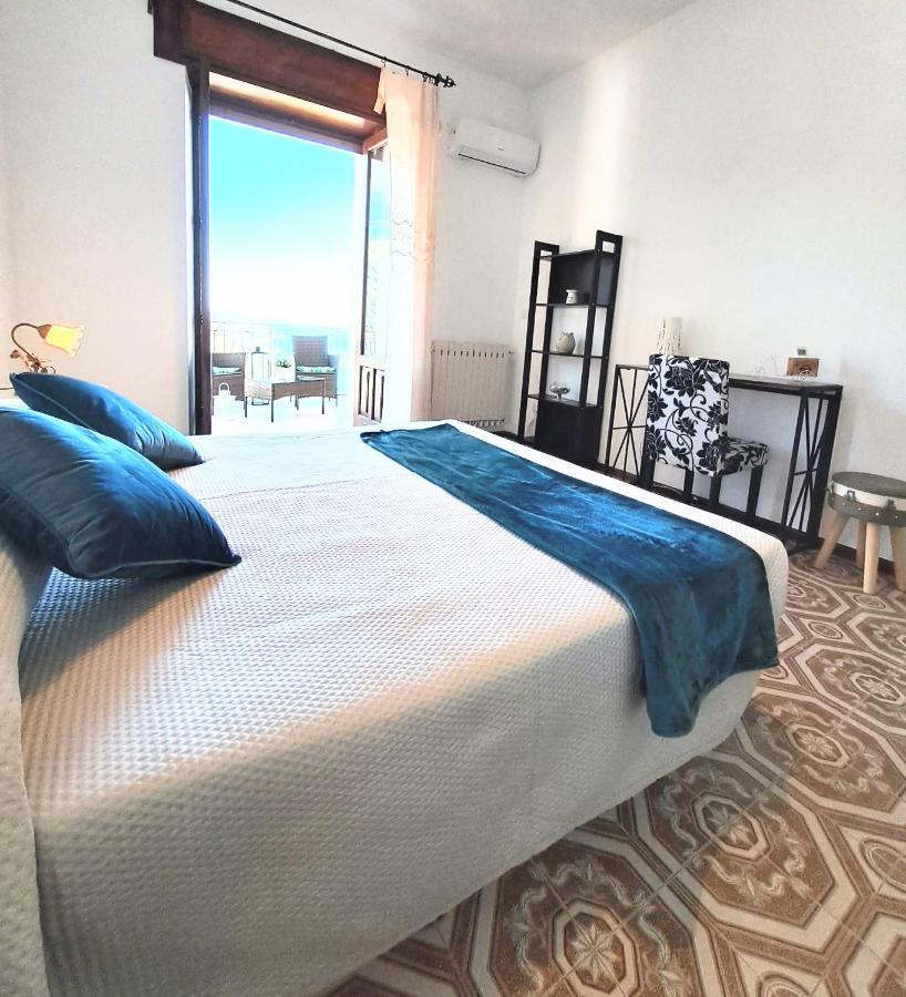 Tao Charming Apartment Taormina Buitenkant foto