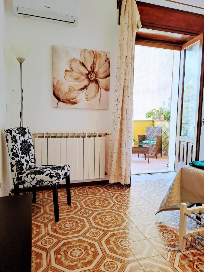 Tao Charming Apartment Taormina Buitenkant foto